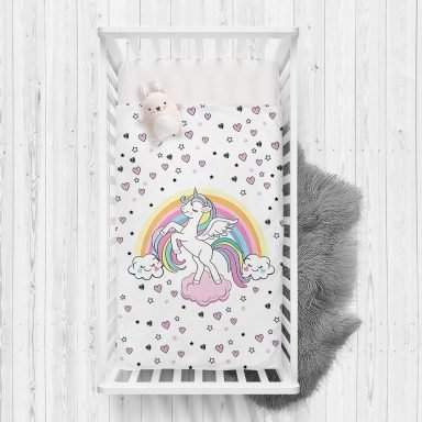 Beyaz Zeminde Unicorn At ve Yıldızlar Çocuk Odası Yatak Örtüsü