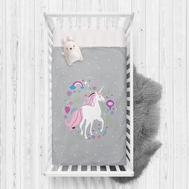 Gri Zeminde Unicorn Sevimli At Çocuk Odası Yatak Örtüsü