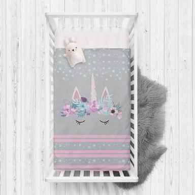 Gri Zeminde Baby Shower Özel Tasarım Çocuk Odası Yatak Örtüsü