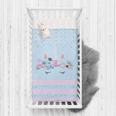 Mavi Zeminde Baby Shower Özel Tasarım Çocuk Odası Yatak Örtüsü