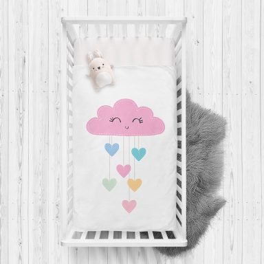 Beyaz Zeminde Pembe Bulutlu Baby Shower Çocuk Odası Yatak Örtüsü