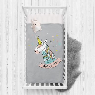 Gri Zeminde Unicorn Motifli Bebek Odası Yatak Örtüsü