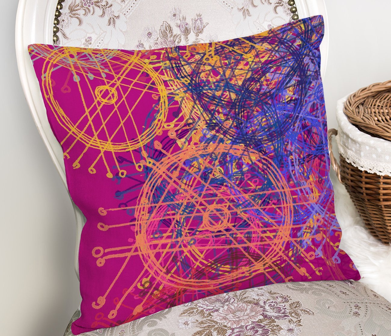 Rh-K5486-Mor-Zeminde-Geometrik-Çizgi-Tasarımlı-Dekoratif-Kırlent-Kılıfı-1