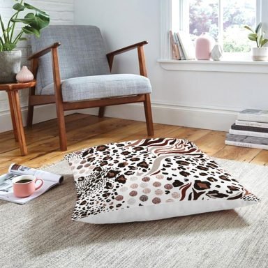 Leopar Baskılı İkat Desenli Modern Yer Minderi