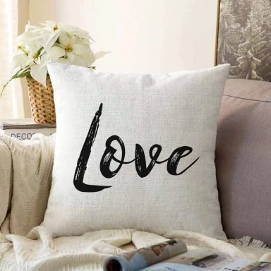 Love Yazı Desenli Dijital Baskılı Dekoratif Raşel Yastık Kırlent Kılıfı