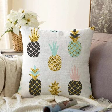 Beyaz Zemin Üzerinde Gold Detaylı Ananas Desenli Modern Raşel Yastık Kırlent Kılıfı
