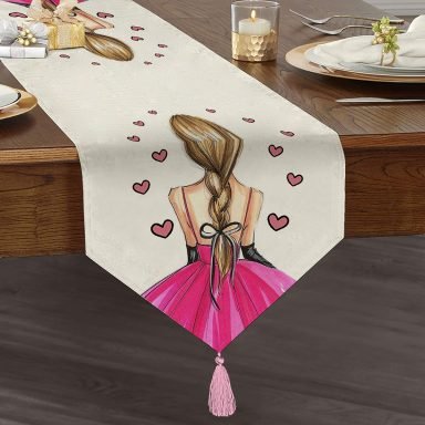 Balerin Kız Çizimli Dijital Baskılı 3D Dekoratif Püsküllü Şönil Üçgen Runner
