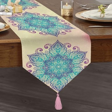 Pembe Zeminde Mavi Mandala Çizimli Modern Püsküllü Şönil Üçgen Runner