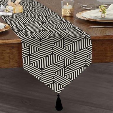 Siyah Beyaz Geometrik Çizim Baskılı Püsküllü Şönil Üçgen Runner