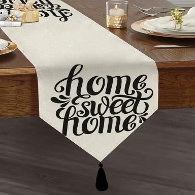 Home Sweet Home Dijital Baskılı Dekoratif Püsküllü Şönil Üçgen Runner