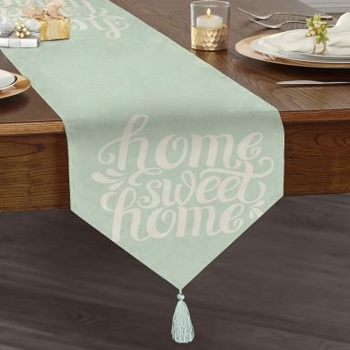 Home Sweet Home Dijital Baskılı Püsküllü Şönil Üçgen Runner