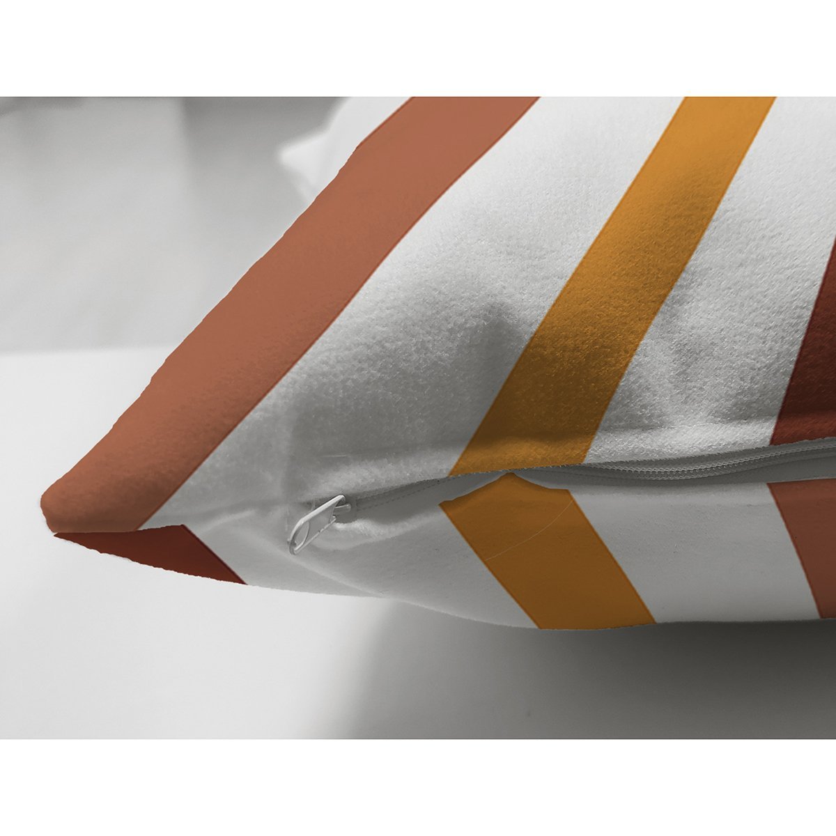 Suet-K10293-Gunes-ve-Renkli-Isinlari-Ozel-Tasarim-Dijital-Baskili-Modern-Suet-Yastik-Kirlent-Kilifi-2