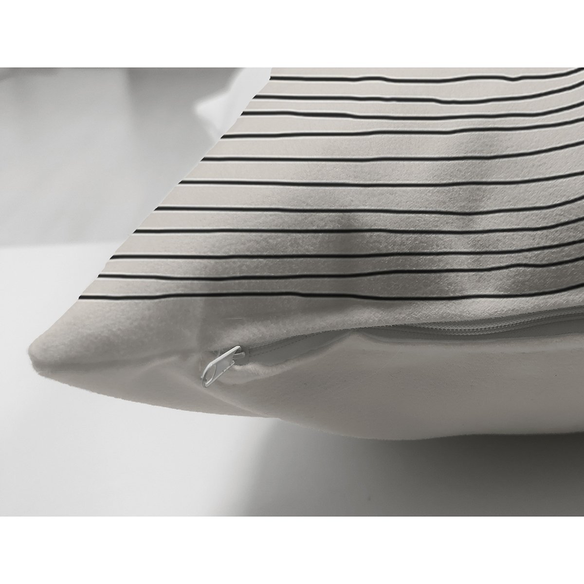 Suet-K10308-Soyut-Tarzda-Onedraw-Cizimli-Dijital-Baskili-Dekoratif-Suet-Yastik-Kirlent-Kilifi-2