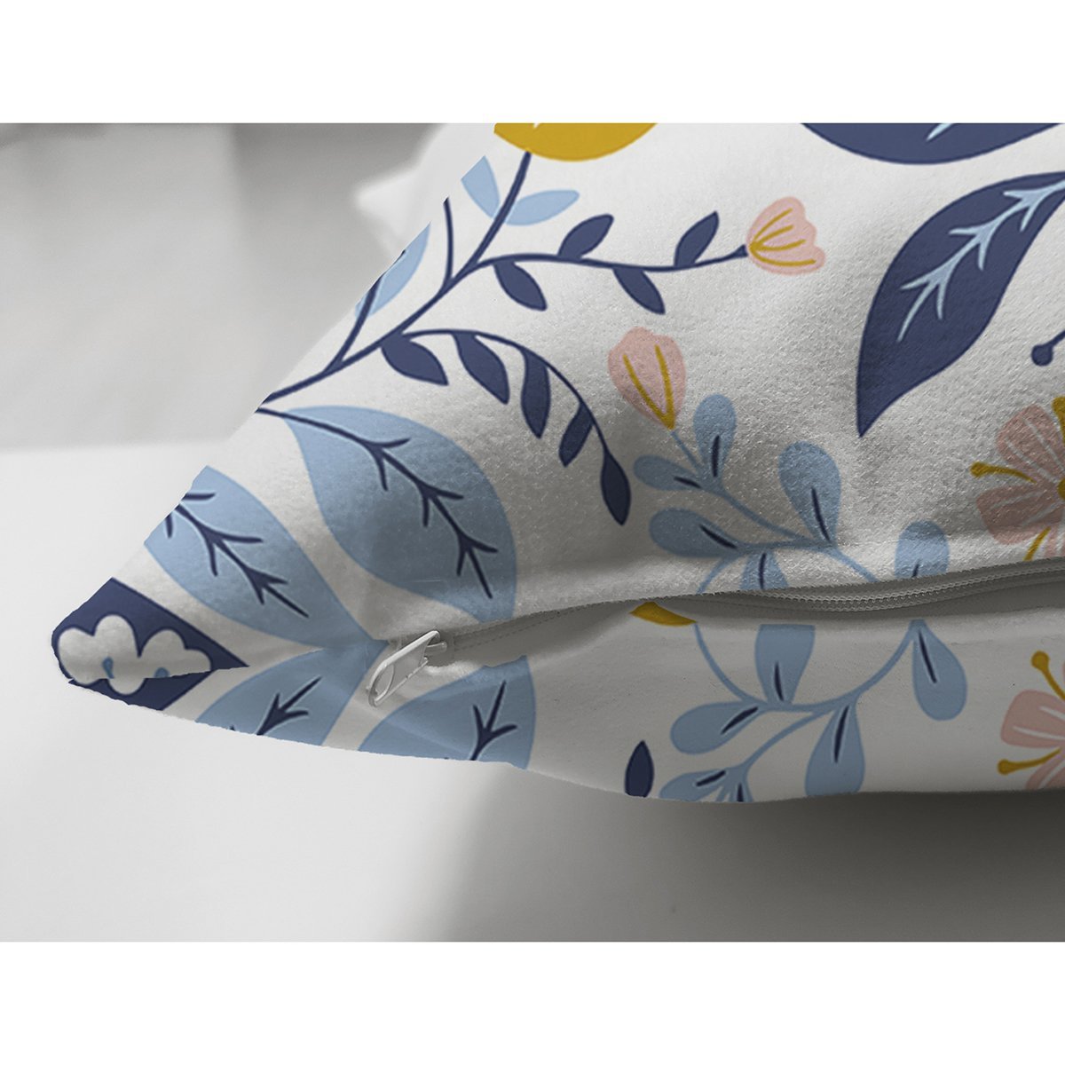 Suet-K10408-Cicekli-Ozel-Tasarim-Dijital-Baskili-Dekoratif-Suet-Yastik-Kirlent-Kilifi-2