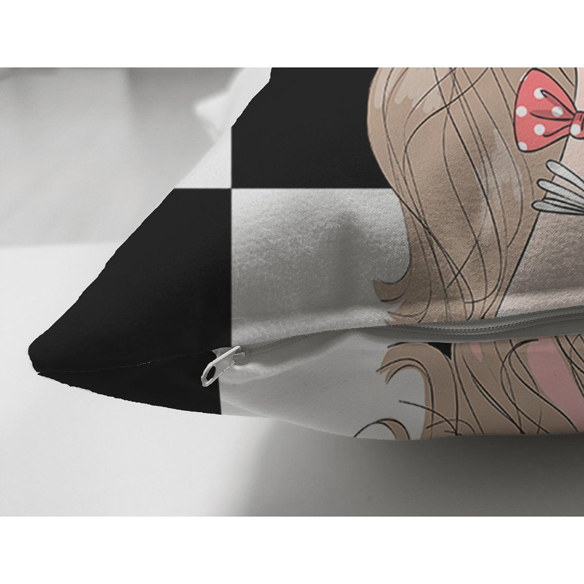 Suet-K9294-Dama-Zeminli-Fuchion-Girl-Tasarimli-Dijital-Baskili-Modern-Suet-Yastik-Kirlent-Kilifi-2