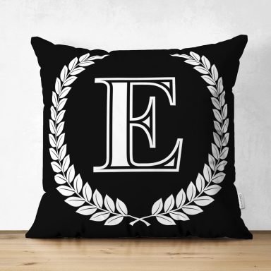 Siyah Beyaz Çelenkli E Harfi Özel Tasarım Modern Suet Yastık Kırlent Kılıfı