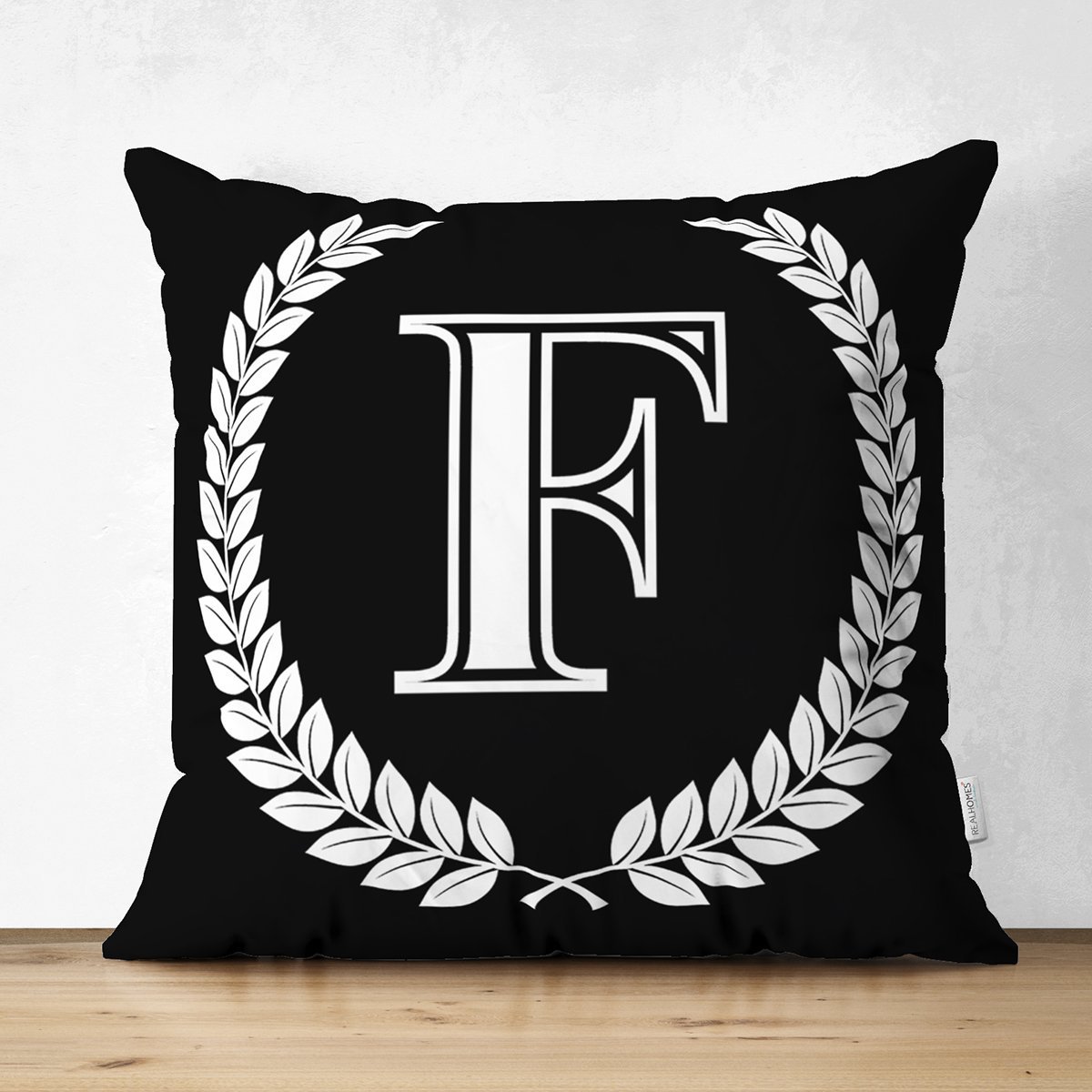 Suet-K9661-Siyah-Beyaz-Celenkli-F-Harfi-Ozel-Tasarim-Modern-Suet-Yastik-Kirlent-Kilifi