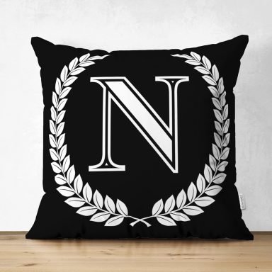 Siyah Beyaz Çelenkli N Harfi Özel Tasarım Modern Suet Yastık Kırlent Kılıfı