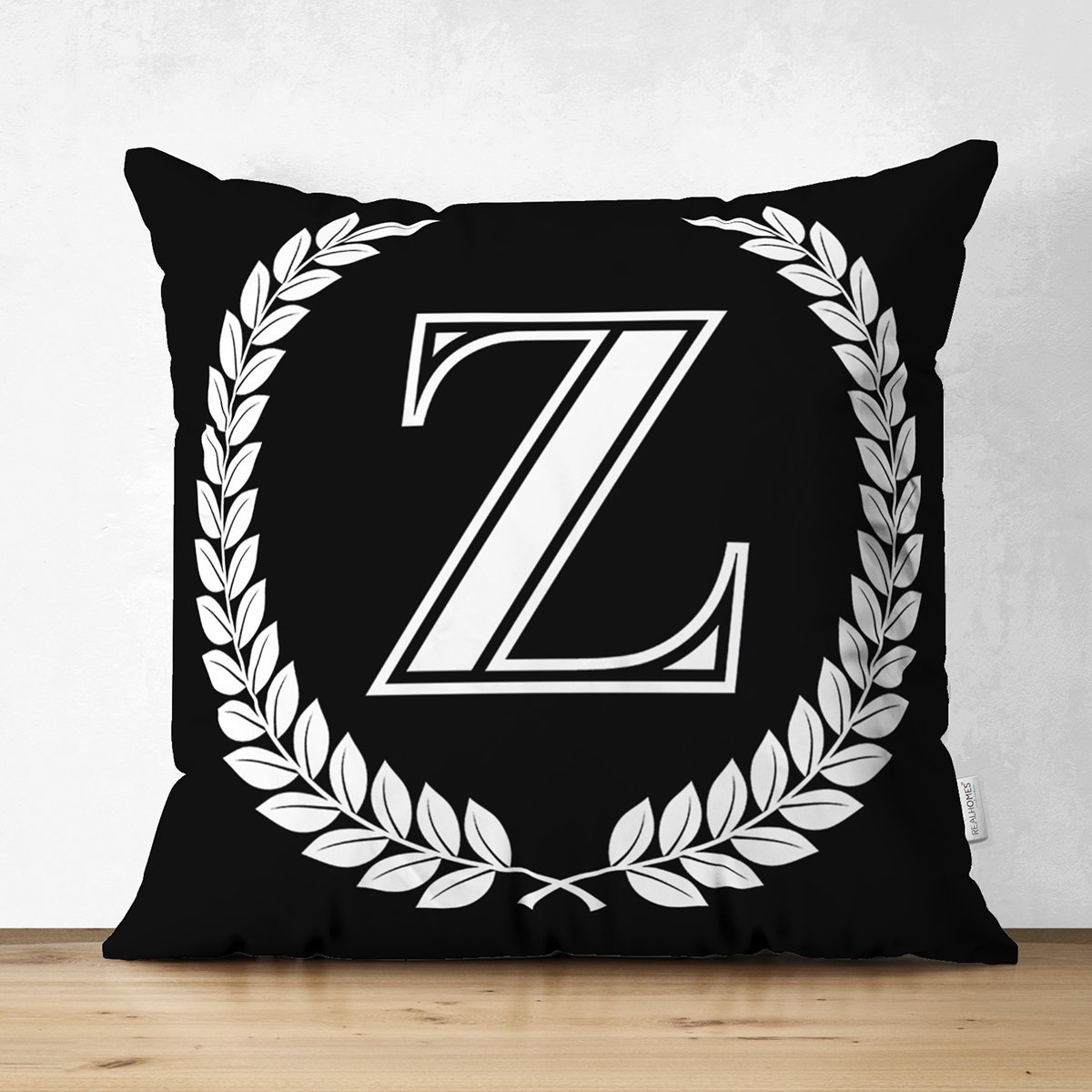 Suet-K9685-Siyah-Beyaz-Celenkli-Z-Harfi-Ozel-Tasarim-Modern-Suet-Yastik-Kirlent-Kilifi