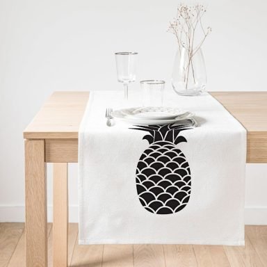 Realhomes Siyah Beyaz Ananas Baskılı Dekoratif Süet Runner