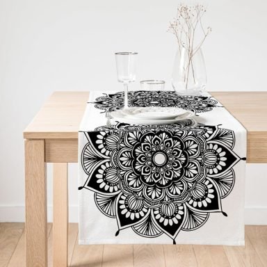 Realhomes Beyaz Zeminde Çiçek Mandala Desenli Süet Runner
