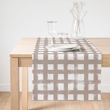 Realhomes Vizon Zeminde Geometrik Kare Motifli Dekoratif Süet Runner