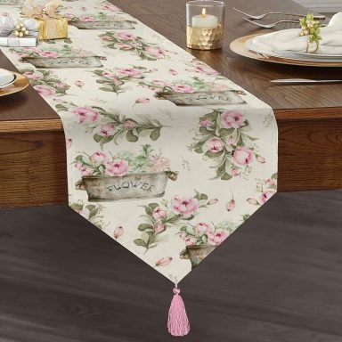 Flower & Çiçek Demetleri Özel Tasarım Dijital Baskılı Modern Püsküllü Şönil Üçgen Runner