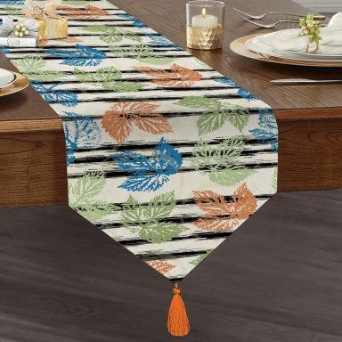 Realhomes Beyaz Zemin Üzerinde Renkli Yaprak Desenli Dijital Baskılı Özel Tasarım Püsküllü Şönil Üçgen Runner