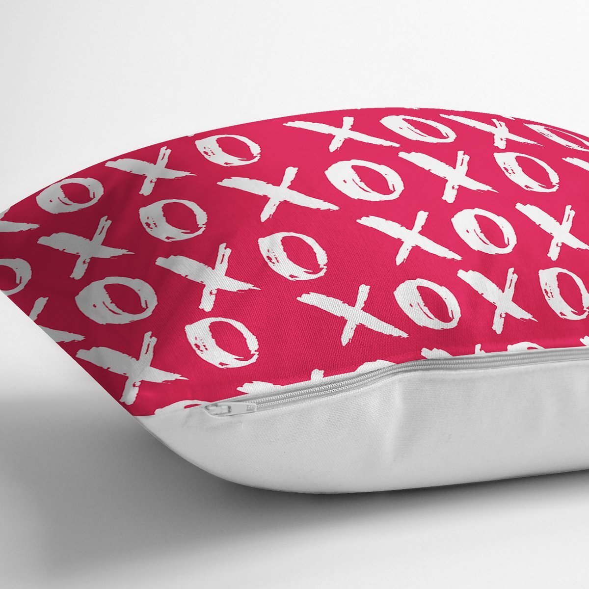 Rh-K3524-Pembe-Zeminde-XOX-Ozel-Tasarimli-Dijital-Baskili-Modern-Yastik-Kirlent-Kilifi-2