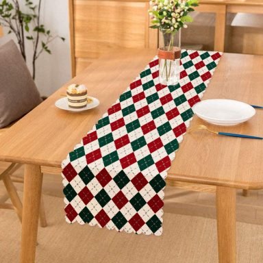 Beyaz Zemin Üzerinde Bordo Ve Yeşil Ekose Desenli Dijital Baskılı Modern Runner