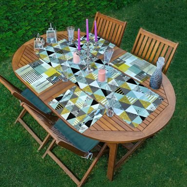 4+1 Beyaz Zemin Üzerinde Geometrik Desenli Modern Amerikan Servis & Runner Seti
