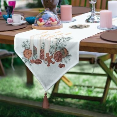 Çam Yapraklı Mum Tasarımlı Dijital Baskılı Modern Püsküllü Şönil Üçgen Runner