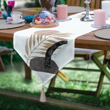 RealHomes Bohemian Özel Tasarım Dekoratif Püsküllü Şönil Üçgen Runner