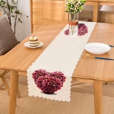 Güllü Kalp Dijital Baskılı Dekoratif Runner