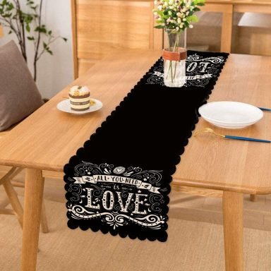 Siyah Love Baskılı Dekoratif Özel Tasarım Runner