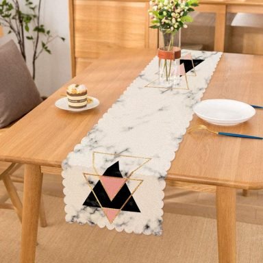 Yaldız Renk Ters Üçgen Desenli Dekoratif Runner