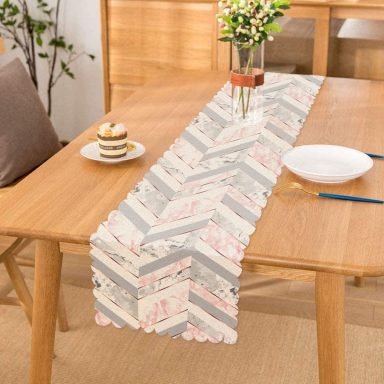 Mermer Zeminli Geometrik Tasarımlı Özel Tasarım Runner