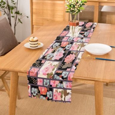 Geometrik Şekil İçinde Modern Gül Tasarımlı Runner