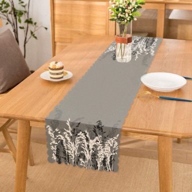 Gri Zeminde Fuşya Ve Beyaz Çiçek Tasarımlı Runner