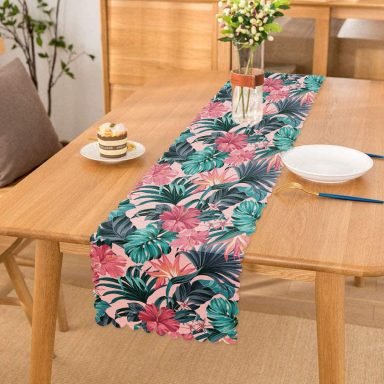 Pembe Zeminde Canlı Tropik Yaprakları Dijital Baskılı Runner