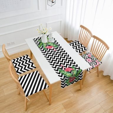 Zizag Zeminli Flamingo Tasarımlı 4 Fermuarlı Sandalye Minderi ve 1 Runner Seti