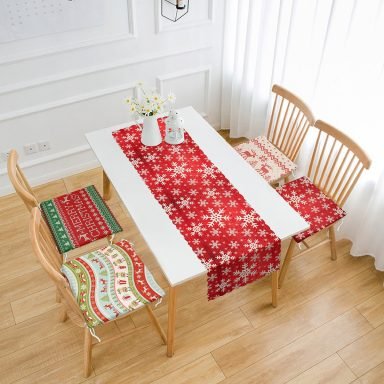 Kırmızı Zeminde Kar Tanesi Motifli 4 Fermuarlı Sandalye Minderi ve 1 Runner Seti