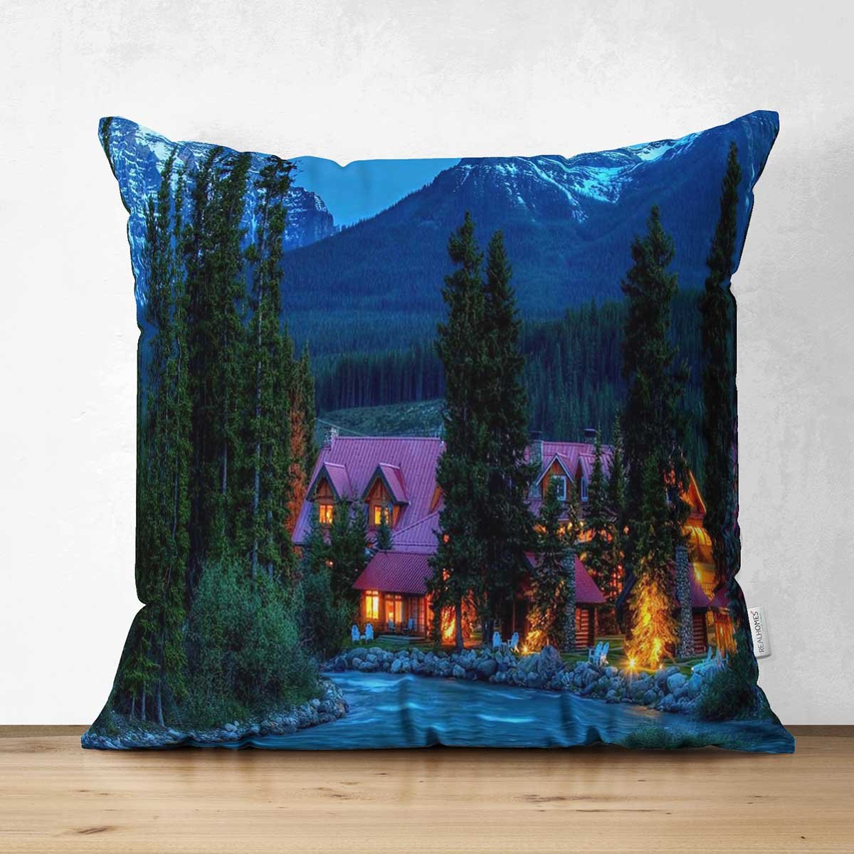 Suet-K1539-Dag-Evi-Tasarimli-Dijital-Baskili-Dekoratif-Modern-Suet-Yastik-Kirlent-Kilifi