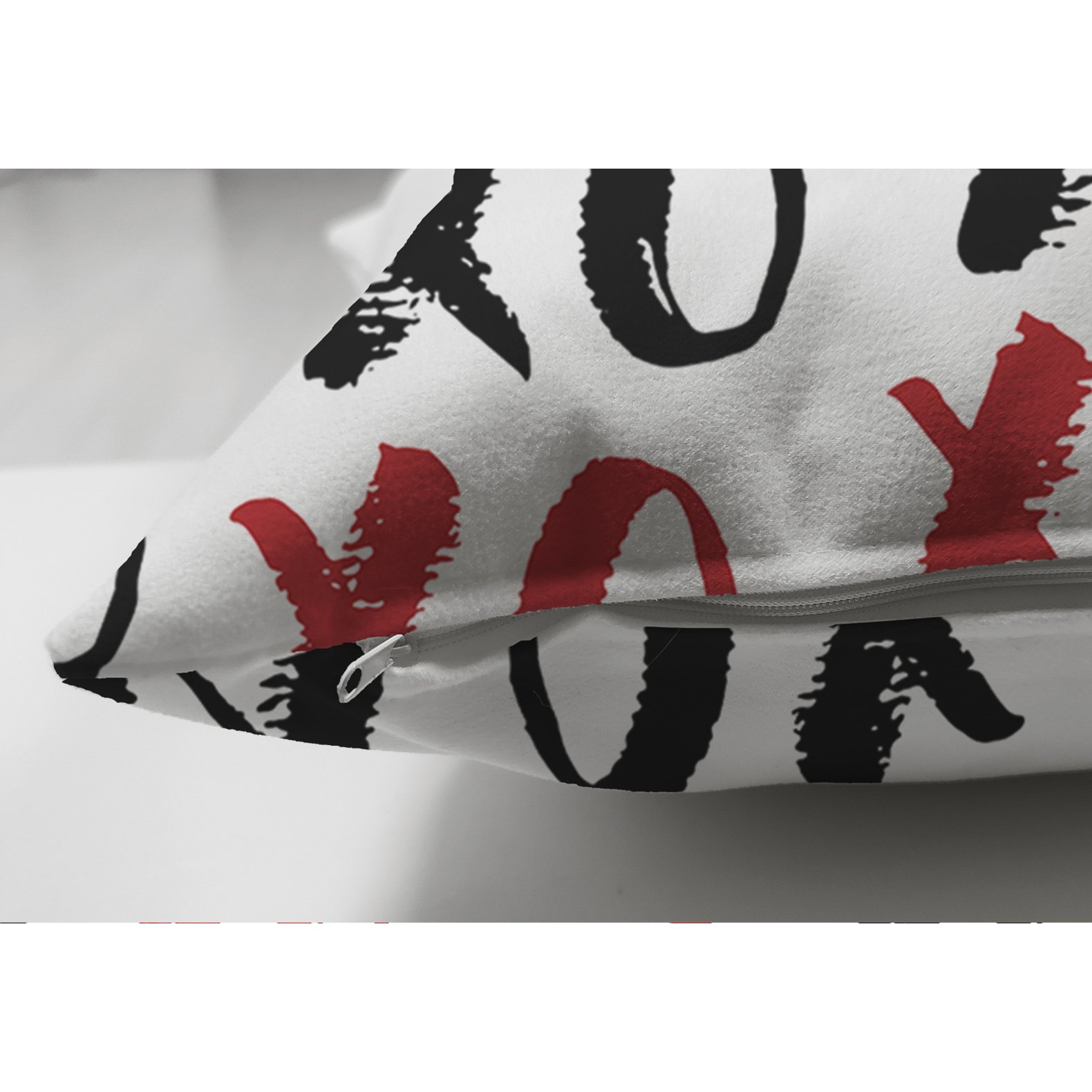 Suet-K3494-XO-Harf-Tasarimli-Dijital-Baskili-Modern-Suet-Yastik-Kirlent-Kilifi-2