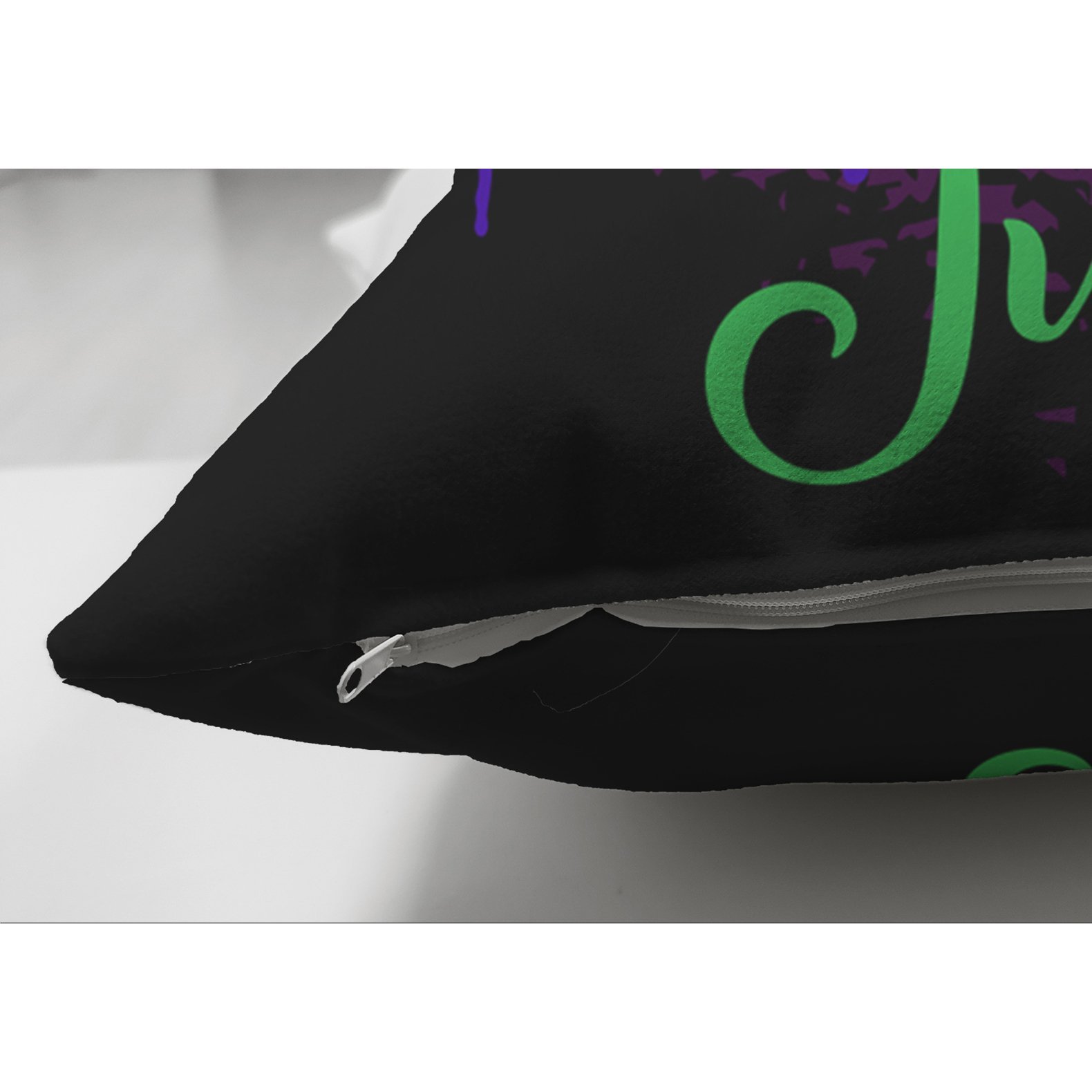 Suet-K3500-Siyah-Zeminde-Jungle-Ozel-Tasarimli-Modern-Suet-Yastik-Kirlent-Kilifi-2