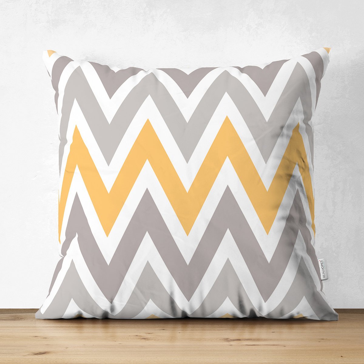 Suet-K7621-Beyaz-Zemin-Uzerinde-Turuncu-Gri-Renkli-Geometrik-Desen-Dijital-Baskili-Modern-Suet-Yastik-Kirlent-Kilifi