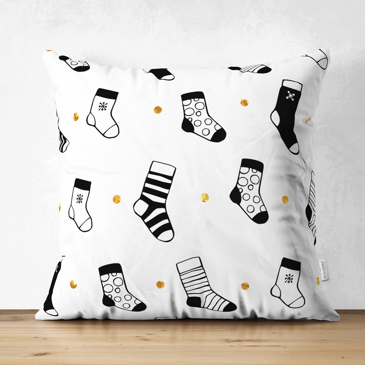 Suet-K7869-Beyaz-Zemin-Uzerinde-Modern-Corap-Desenli-Dijital-Baskili-Modern-Suet-Yastik-Kirlent-Kilifi