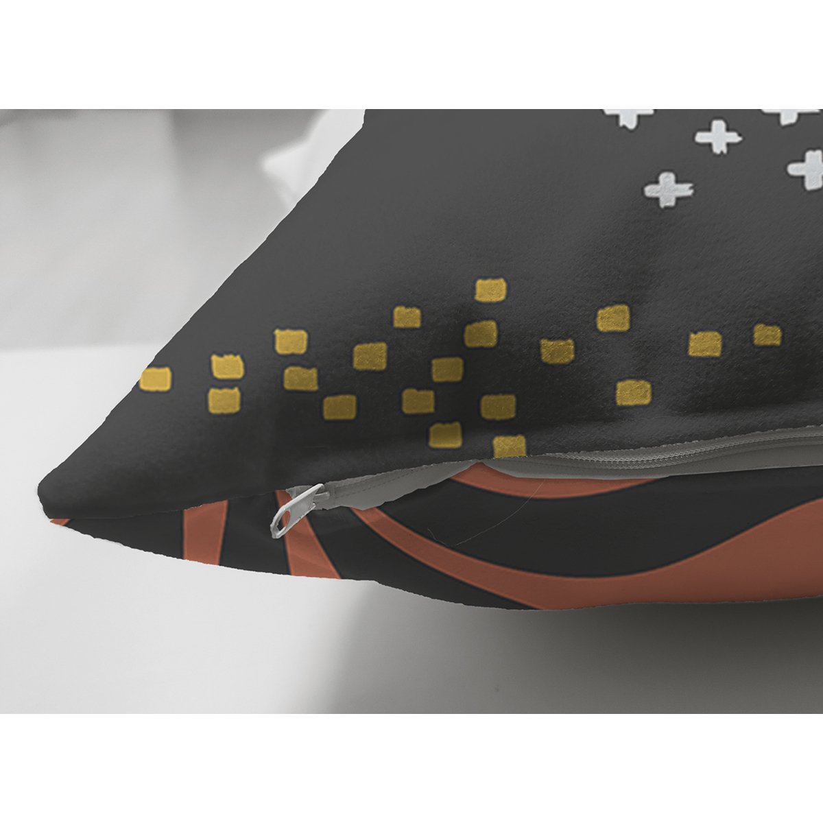 Suet-K8025-Beyaz-Zemin-Uzerinde-Pastel-Renkli-Yaprak-Desenli-Dijital-Baskili-Modern-Suet-Yastik-Kirlent-Kilifi-2