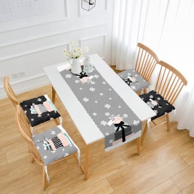 Gri & Siyah Yılbaşı Hediye Paketleri Özel Tasarım 4 Pofidik Sandalye Minderi ve 1 Runner Seti