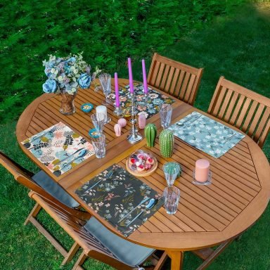 4'lü Renkli Zemin Üzerinde Çiçek Desenli Amerikan Servis Seti